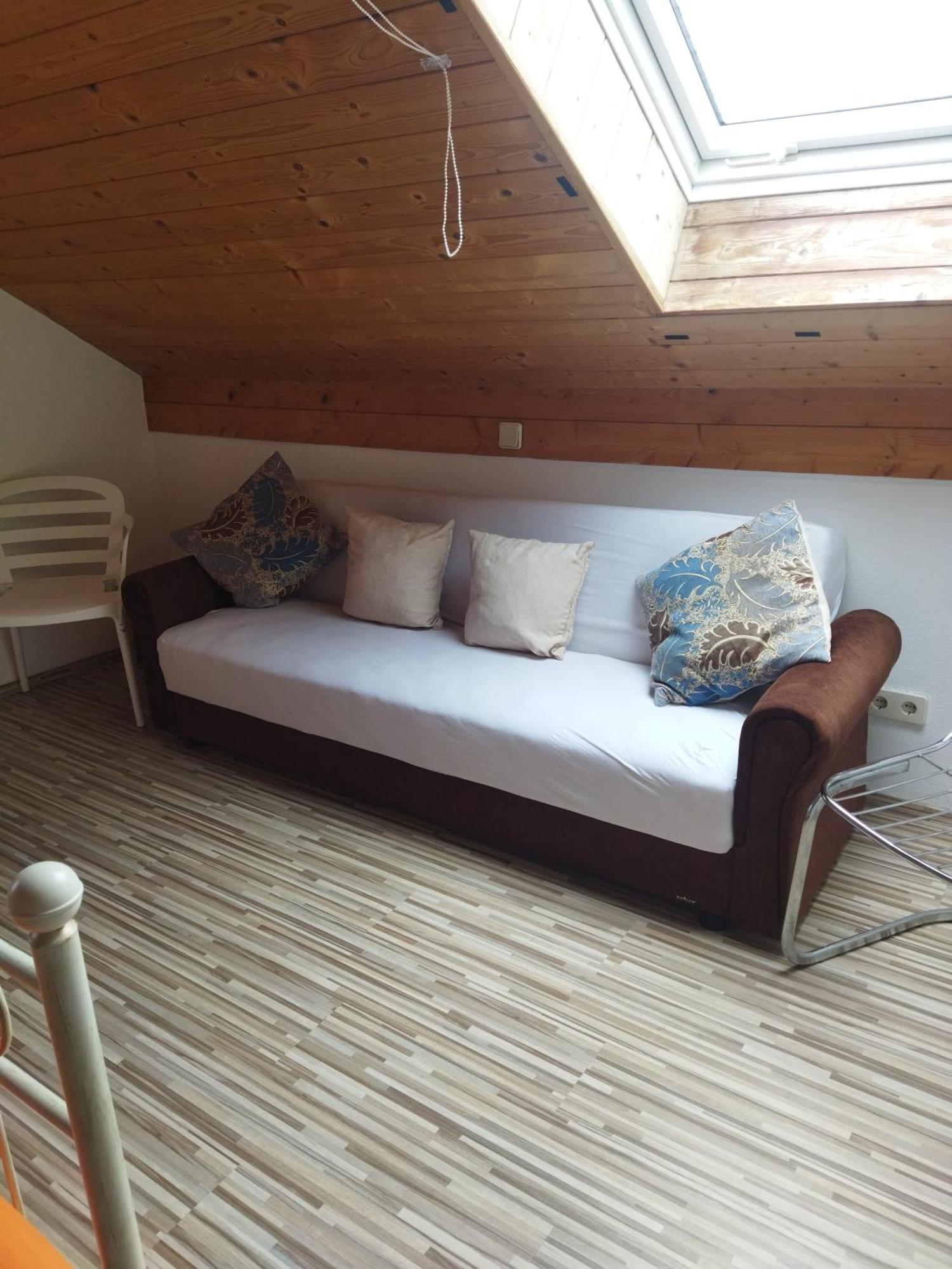Aussergewoehnliche Atelierferienwohnung Mit Balkon An Der Donau Winzer Экстерьер фото